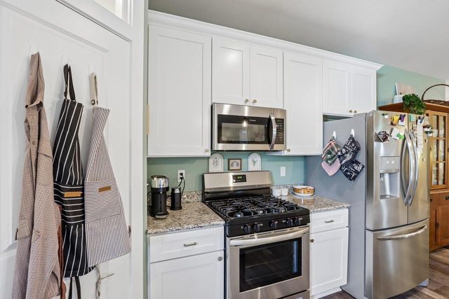716 Kenseth Way, Cambridge, WI 53523