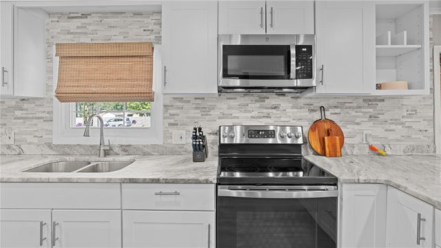 141 Ridge Road, Smithfield, RI 02917