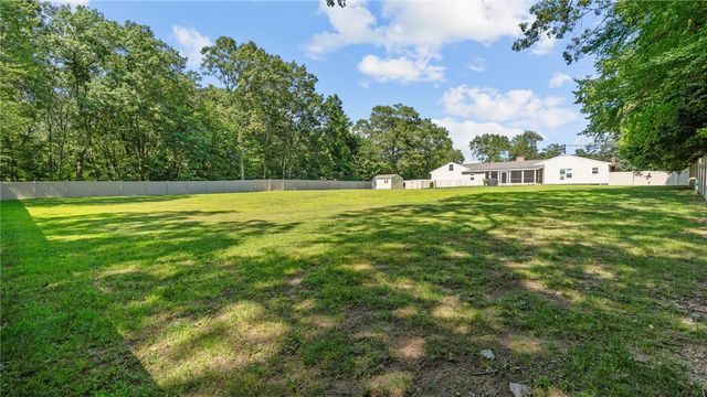141 Ridge Road, Smithfield, RI 02917