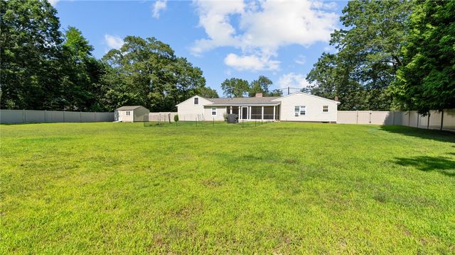 141 Ridge Road, Smithfield, RI 02917