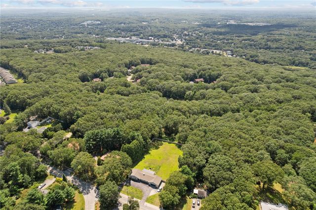 141 Ridge Road, Smithfield, RI 02917