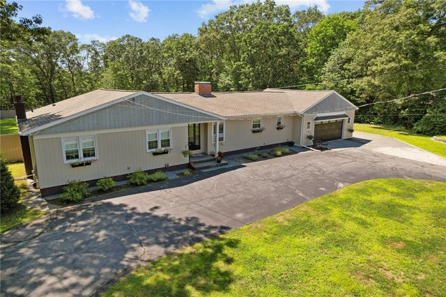 141 Ridge Road, Smithfield, RI 02917
