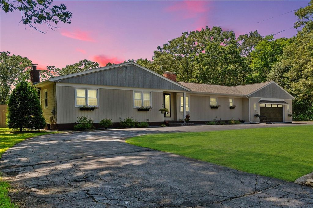 141 Ridge Road, Smithfield, RI 02917