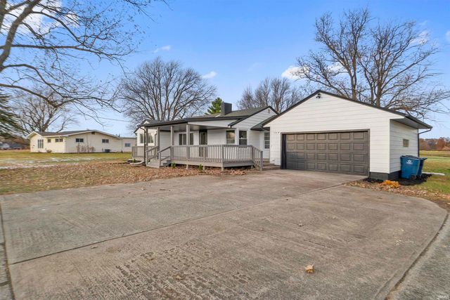 156 W Markle Road, Huntington, IN 46750