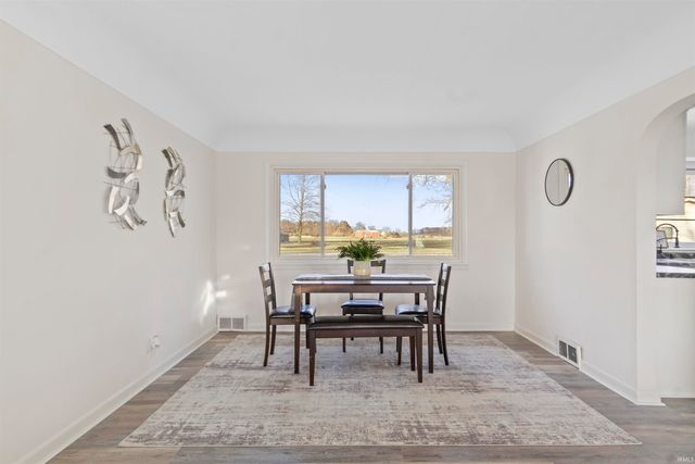 156 W Markle Road, Huntington, IN 46750