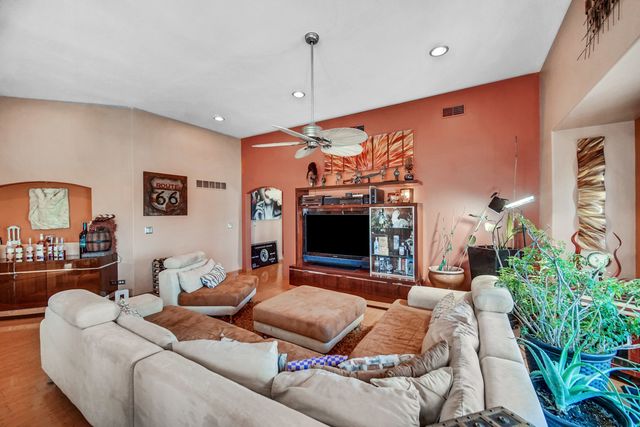 8631 Saddlebred Court 8631, Frankfort, IL 60423