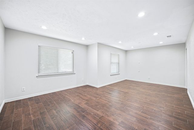 7251 Crooked Oak Drive, Dallas, TX 75248