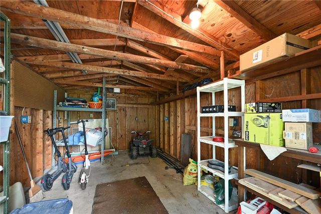 503 SW Maple Lane, Oak Grove, MO 64075