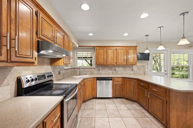 8404 Blackberry Ridge, Edmond, OK 73034