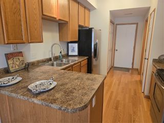 2200 Hart Avenue 5, Des Moines, IA 50320