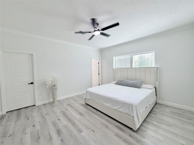 2320 Road 5836, Cleveland, TX 77327