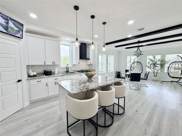 2320 Road 5836, Cleveland, TX 77327