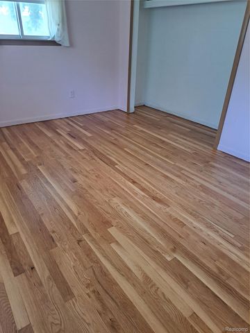 6701 Yarborough Drive, Shelby Charter Township, MI 48316