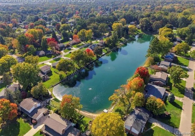 6701 Yarborough Drive, Shelby Charter Township, MI 48316
