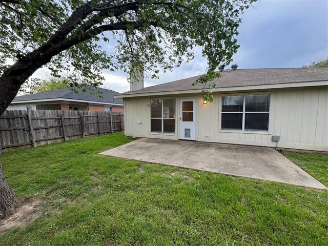 4117 Appleyard Drive, Fort Worth, TX 76137