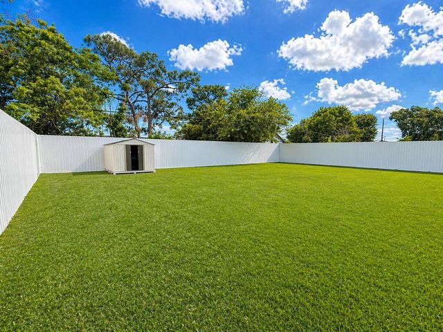 568 SE Chapman Avenue, Port St. Lucie, Port St Lucie, FL 34984