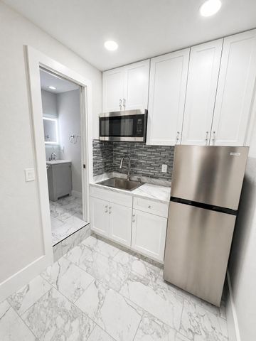 568 SE Chapman Avenue, Port St. Lucie, Port St Lucie, FL 34984