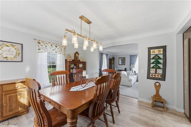 5907 Wiclif Road NE, Canton, OH 44721