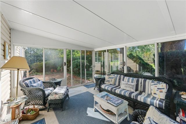 5907 Wiclif Road NE, Canton, OH 44721