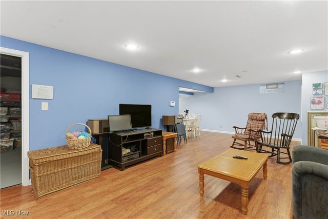 5907 Wiclif Road NE, Canton, OH 44721