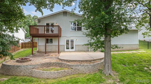 968 Hunter Chaise Drive, Wentzville, MO 63385