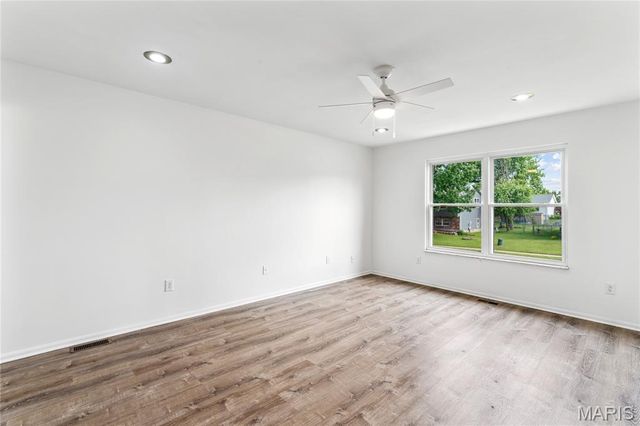 968 Hunter Chaise Drive, Wentzville, MO 63385