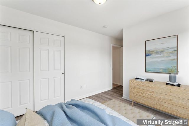 968 Hunter Chaise Drive, Wentzville, MO 63385