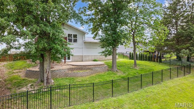 968 Hunter Chaise Drive, Wentzville, MO 63385