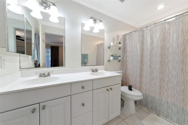 3225 RAMBLEWOOD DRIVE, Sarasota, FL 34237