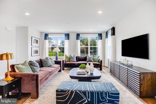 112 FRED CLARK DR, Pennington, NJ 08534