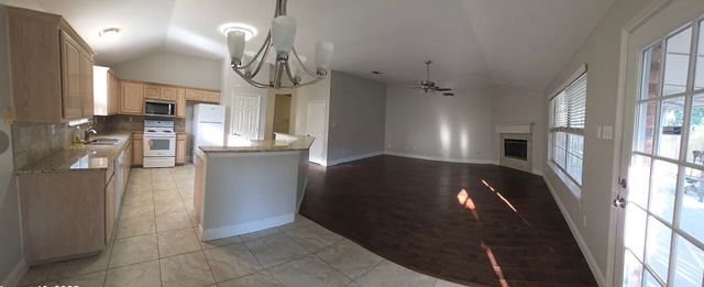 6116 Silkcrest Trail, Arlington, TX 76017