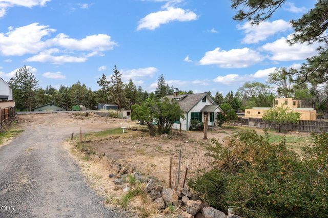 1929 NW Hill Street, Bend, OR 97703