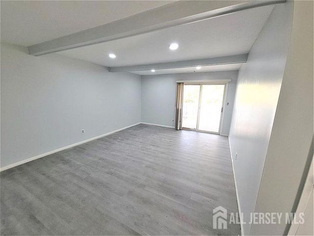 17 Deerberry Lane, South Brunswick, NJ 08852