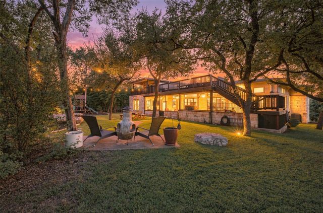 220 Clubhouse DR, Lakeway, TX 78734