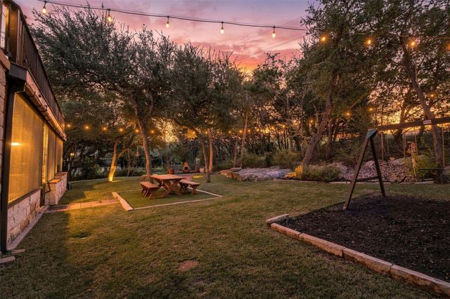 220 Clubhouse DR, Lakeway, TX 78734