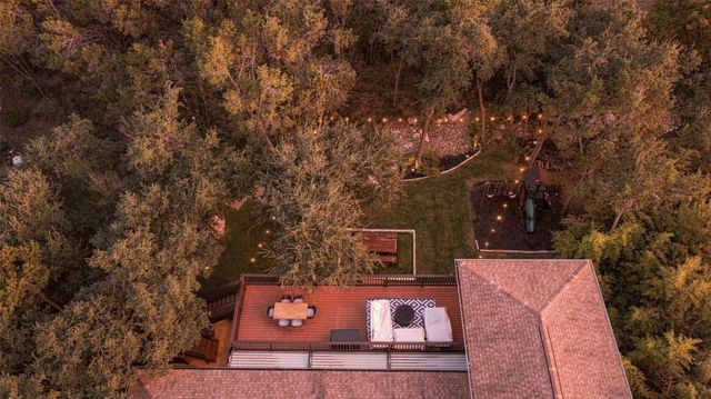 220 Clubhouse DR, Lakeway, TX 78734