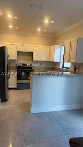 3301 W 89th Ter, Hialeah, FL 33018