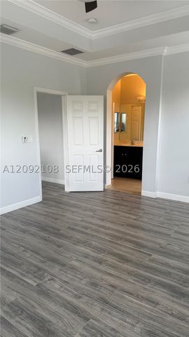 3301 W 89th Ter, Hialeah, FL 33018