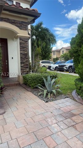 3301 W 89th Ter, Hialeah, FL 33018