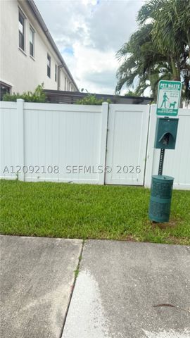 3301 W 89th Ter, Hialeah, FL 33018
