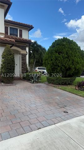 3301 W 89th Ter, Hialeah, FL 33018