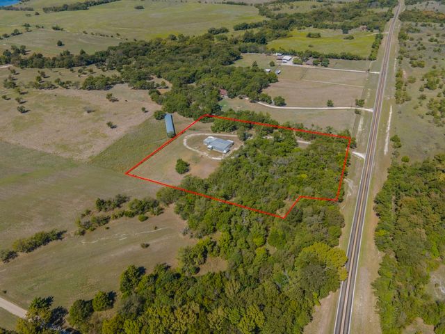 3360 Fm 308, Milford, TX 76670