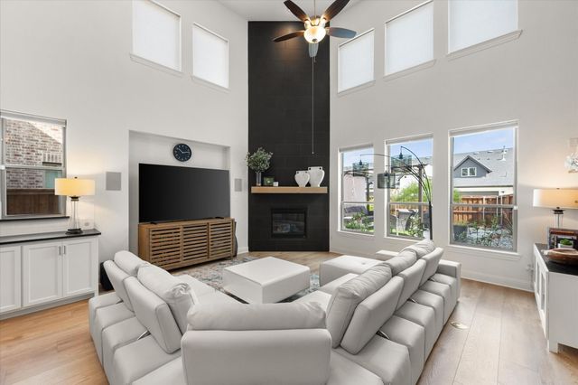 1429 Cypress Thorn Drive, Arlington, TX 76005