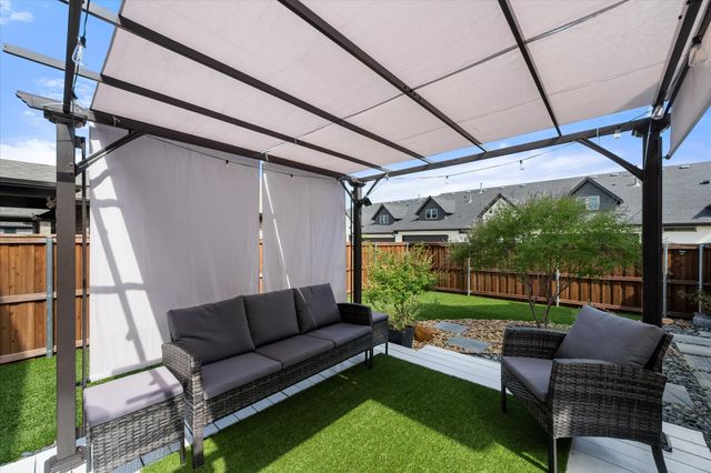 1429 Cypress Thorn Drive, Arlington, TX 76005