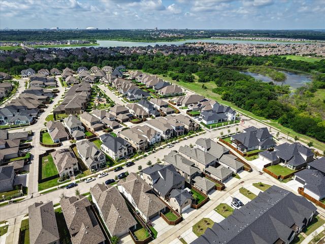 1429 Cypress Thorn Drive, Arlington, TX 76005