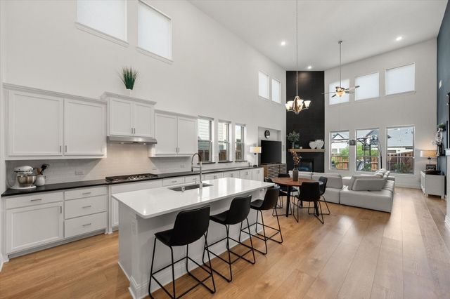 1429 Cypress Thorn Drive, Arlington, TX 76005