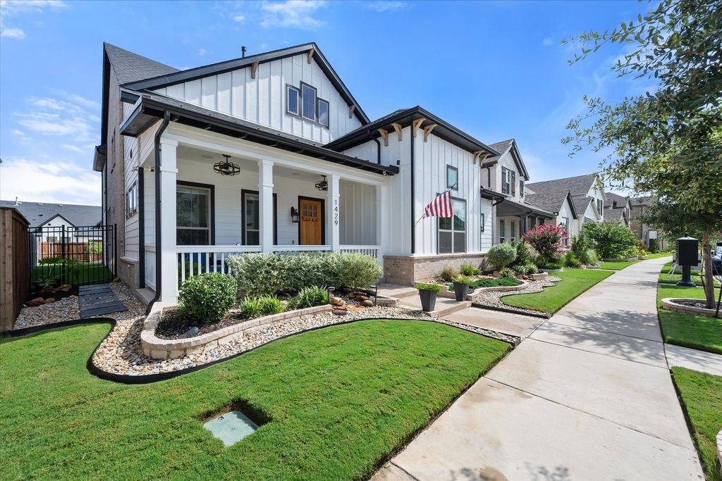 1429 Cypress Thorn Drive, Arlington, TX 76005