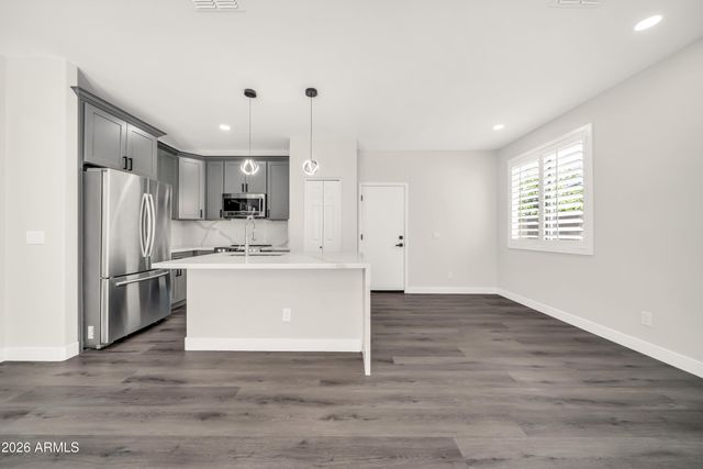 3031 S 101ST Drive, Tolleson, AZ 85353