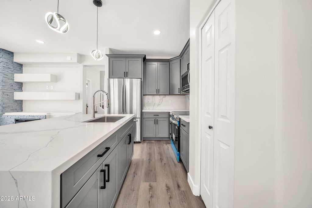 3031 S 101ST Drive, Tolleson, AZ 85353 — photo 2