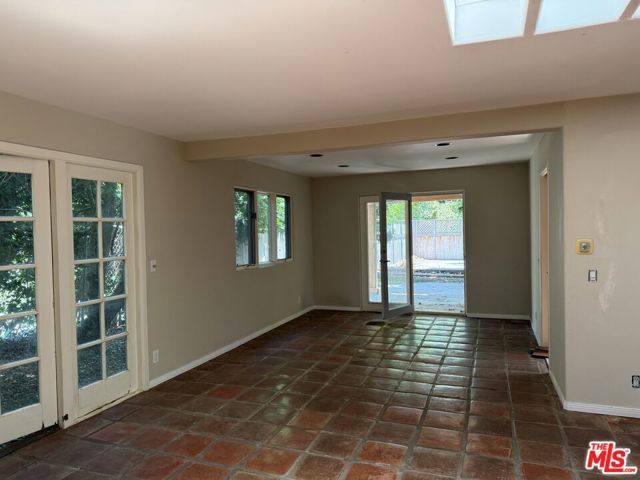 5863 Bonsall Drive, Malibu, CA 90265